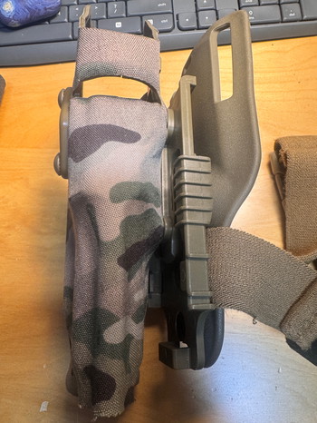 Imagen 10 de Tactical Holster for Glock serie with X300 X300U Flashlight Quick Locking System