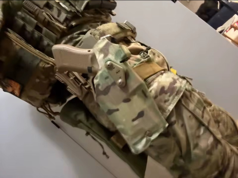 Imagen 1 de Tactical Holster for Glock serie with X300 X300U Flashlight Quick Locking System