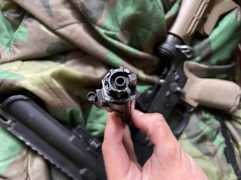 Image 5 for VFC Colt M4A1 GBBR + 8 stanags + extras