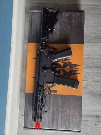 Afbeelding 2 van MTW 9 met Wraith X stock