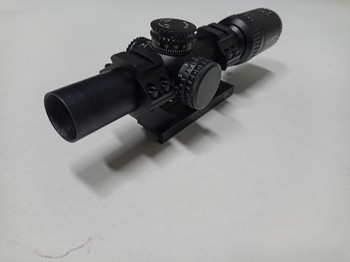 Afbeelding 2 van NIEUW! Novritsch 1-4x20 scope