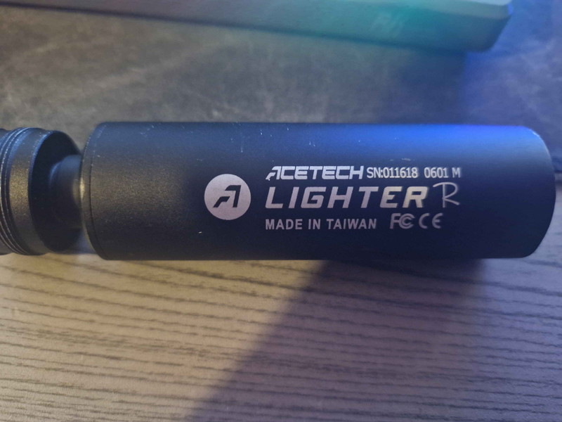 Image 1 for Acetech lighter R trace