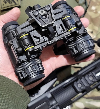 Imagen 6 de inFOV PVS Mini J-31W - Night Vision / NVG