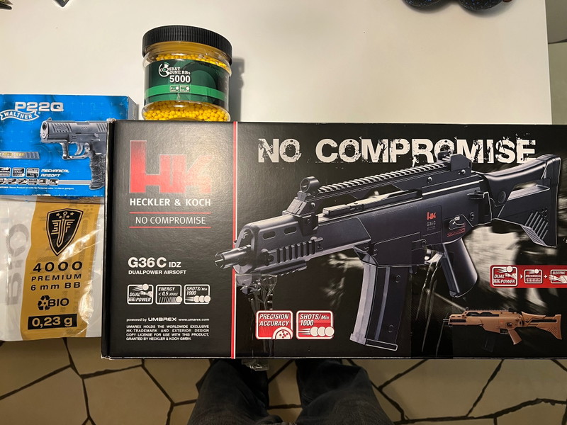Afbeelding 1 van Umarex H&K G36C AEG unter 0,5J + Walther P22Q + BBs - Top Zustand