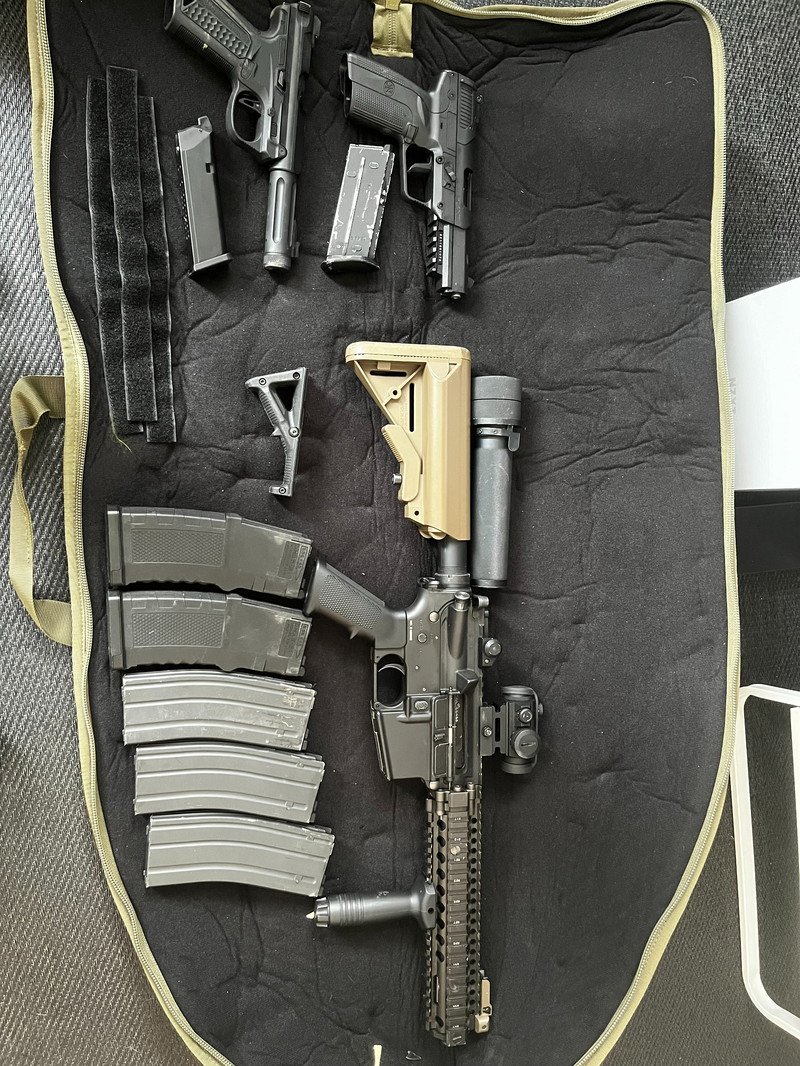 Afbeelding 1 van FULL SET Tm Mk18 GBBR + Five Seven GBB + Laders