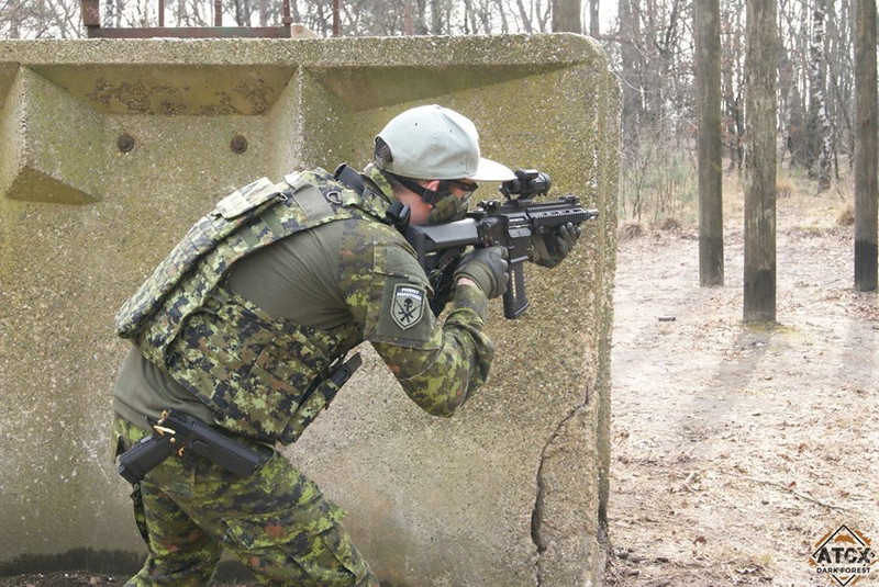 Image 1 for Invader Gear - CADPAT camo set -> kleren + mod carrier
