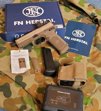 Imagen 3 de Cybergun FNX45 met toebehoren