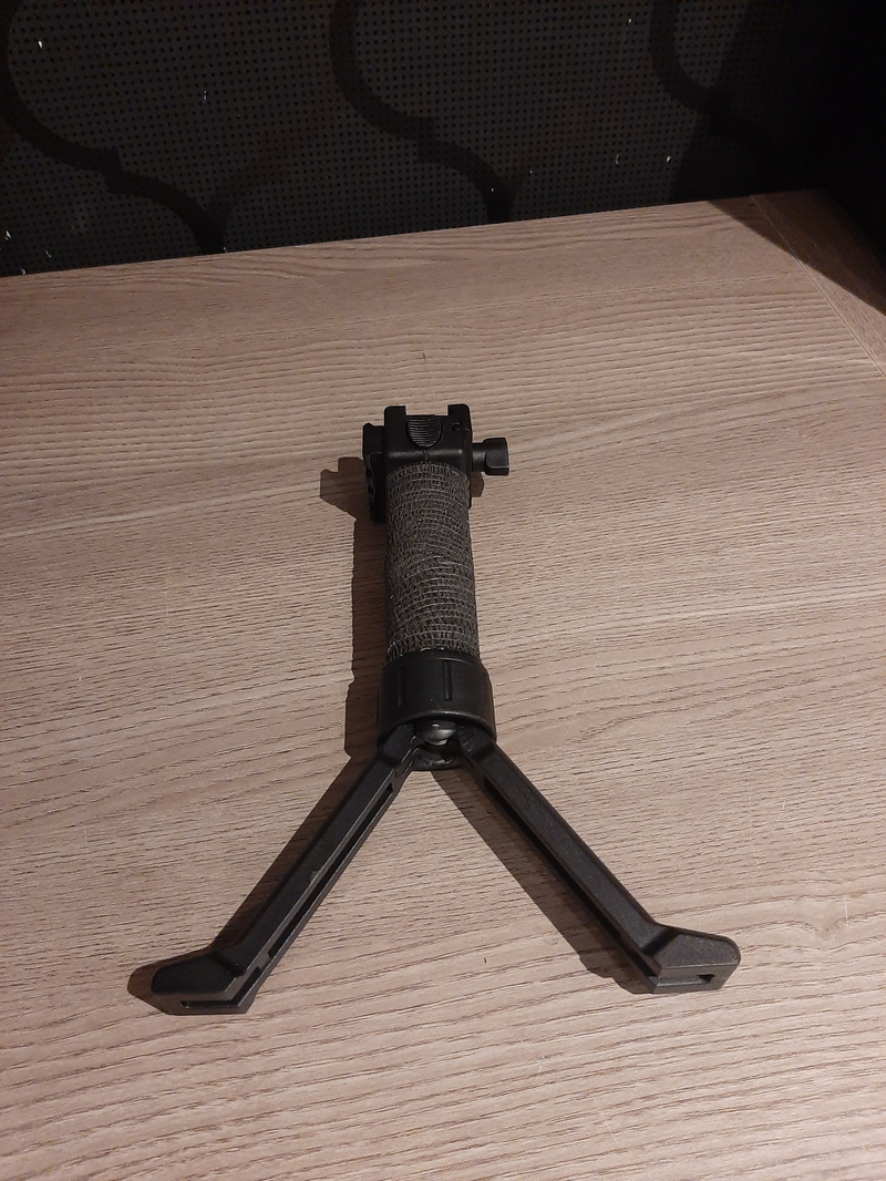 Image 1 for Bipod grip