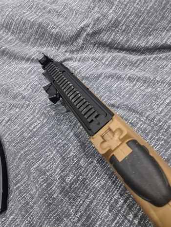 Image 3 for f2000 en ump45