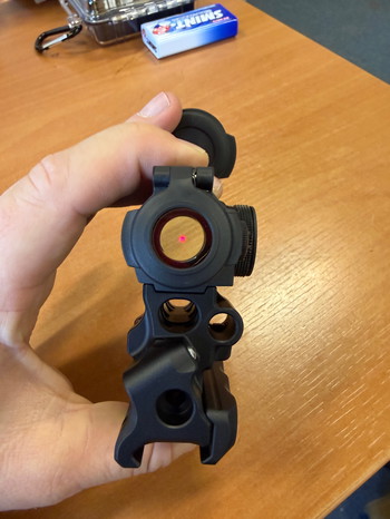 Afbeelding 2 van Aimpoint T2 met spuhr mount