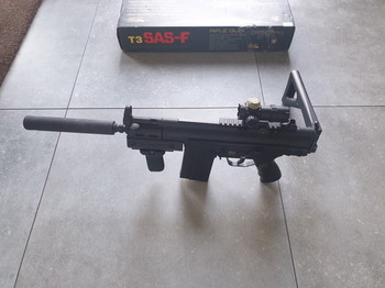 Afbeelding 2 van JG T3 SAS-F Airsoft AEG-geweer met opvouwbare kolf