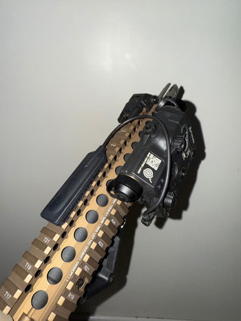 Image 2 pour NABV Certified PEQ 15UHP  deze laser en zaklamp combo voor je airsoft setup