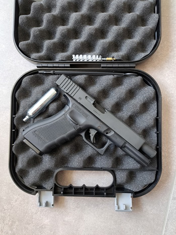 Image 2 pour Umarex Glock 17 Gen 5 CO2 blowback NIEUW met accesoires