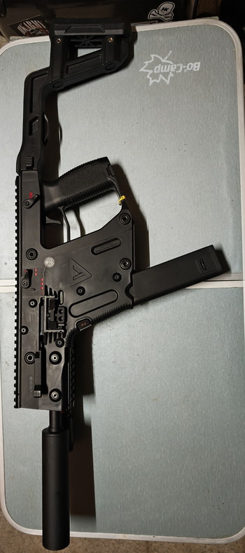 Afbeelding 2 van Krytac kriss vector mag de deur uit wegens amper gebruikt