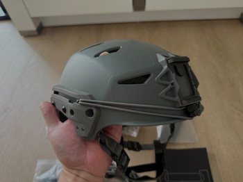 Afbeelding 2 van Fma Exfill helm incl 3.0 rails nieuw