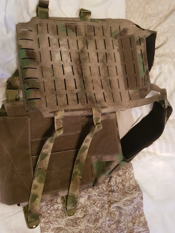 Imagen 2 de Molle minus plate carrier 