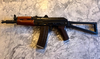 Afbeelding 3 van AKS-74U | E&L | AEG | Metal + Wood