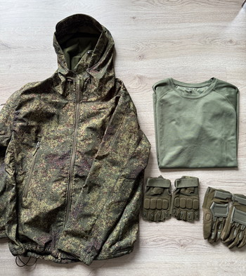 Imagen 3 de Complete Set Kleding & Gear - Incl. Boafeng Portofoon, Combat outfit, Plate Carrier, Tactical Belt, Pouches, Bescherming & MEER ! (In 1 keer klaar)