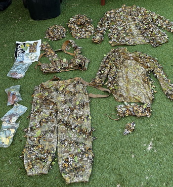 Image 2 for Novritsch Ghillie Suit Amber