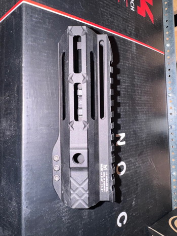 Afbeelding 5 van Action Army AAP-01 Assassin (GBB) Custom / Zubehörpaket