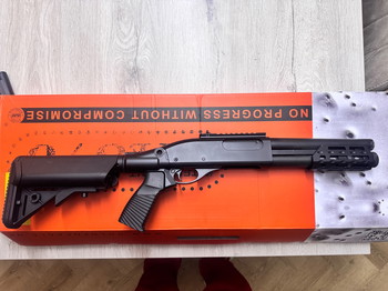 Image 3 for Golden Eagle M870 (8878) Gas Shotgun