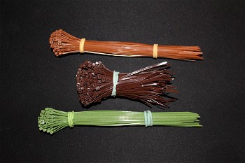 Image 2 for Groen en Bruine zipties kabelbinders voor replica's en gear in bos gebieden