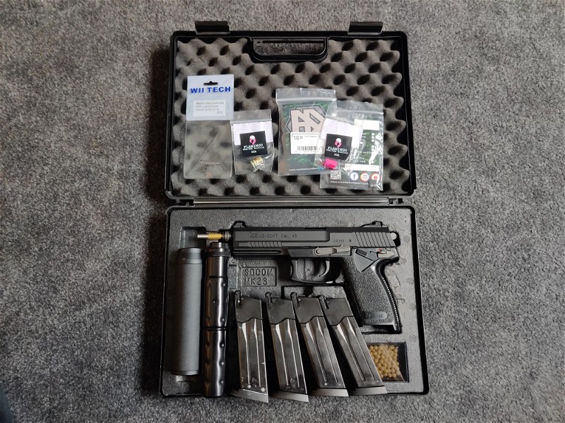 Image 1 pour Upgraded Tokyo Marui MK23 + 4 mags
