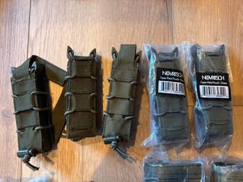 Image 4 for Diverse novritsch pouches