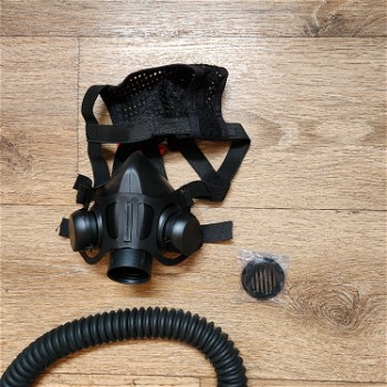 Afbeelding 4 van MiraSafety Gas mask - Volledige setup