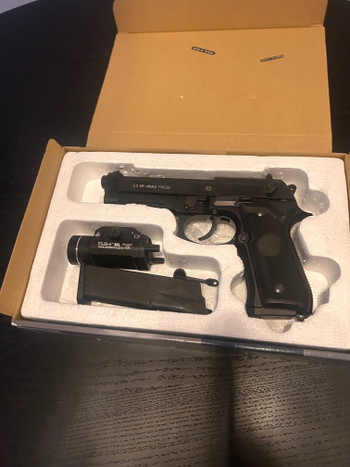 Image 2 for Complete Airsoft Set | ICS M4 AEG + Beretta M9 GBB + Gear & Accessoires
