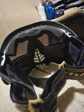 Image for Dye i4 mask black gold