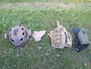 Afbeelding van Holsters + FAST helm et