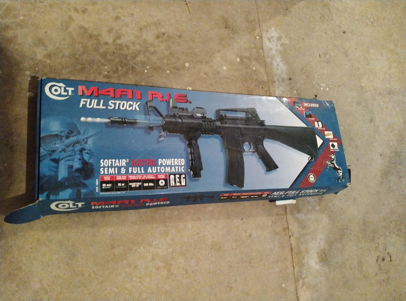 Imagen 1 de Réplique Longue M4 RIS version plastique