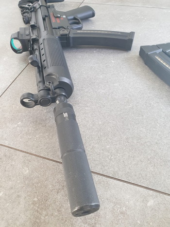 Imagen 6 de HK MP5 A5 met vector red dot en original HK silencer en 6 mags