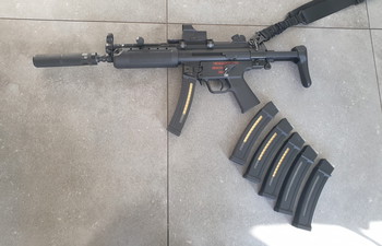 Afbeelding 9 van HK MP5 A5 met vector red dot en original HK silencer en 6 mags