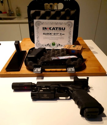 Image 2 for Inokatsu Glock 17  ( super gun )