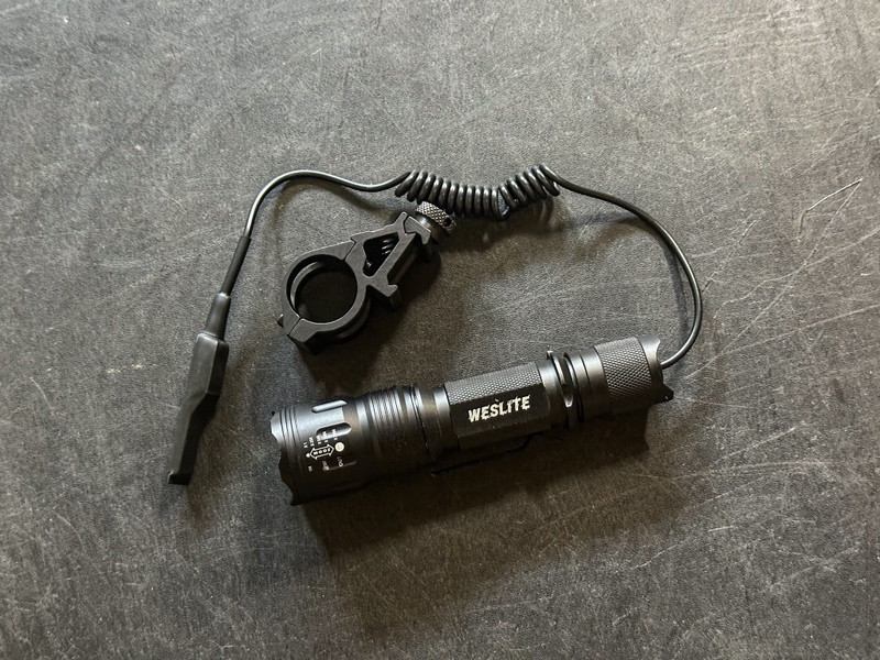 Image 1 for Weslite Lamp