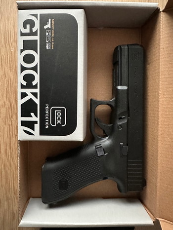 Image 2 for Mooie en z.g.a.n. Umarex Glock 17 gen5