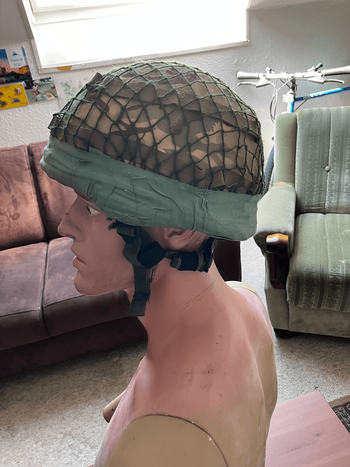 Imagen 2 de Genuine British MK7 Kevlar Helmet Size M