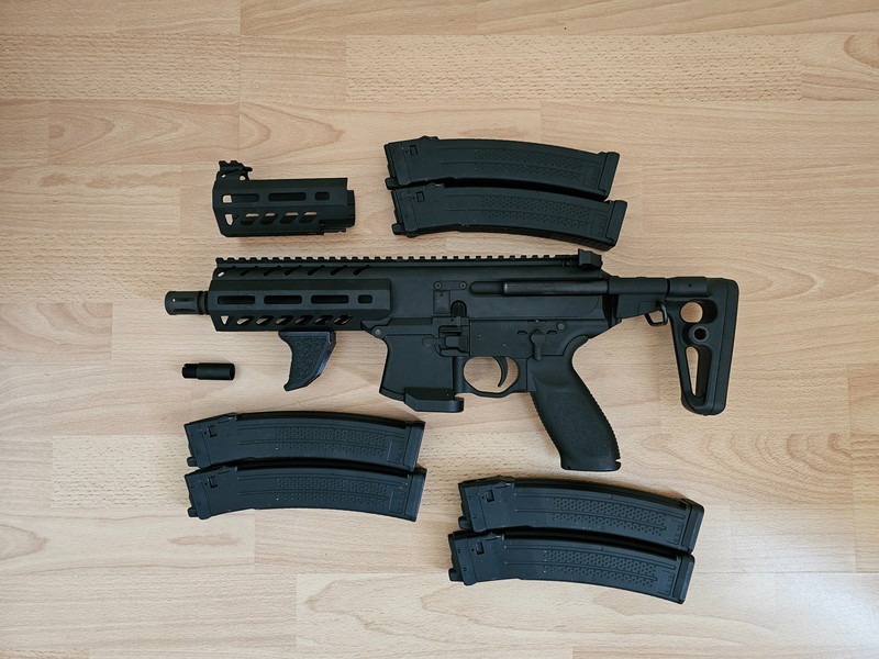 Afbeelding 1 van APFG MPX volledig geupgrade met 5 extra magazines