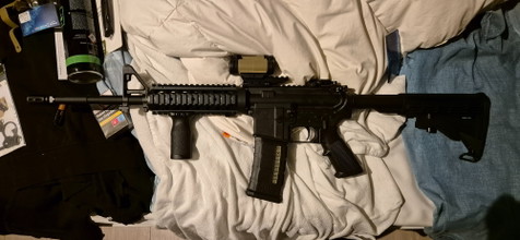 Bild für Tokyo Marui MWS M4, + mags & reddot