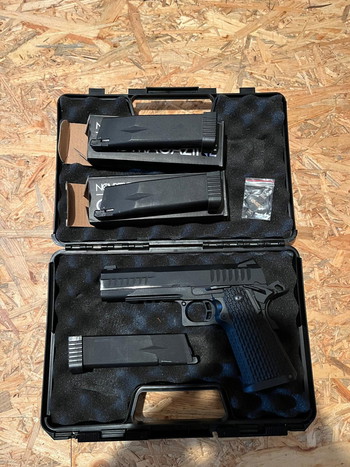 Afbeelding 2 van Novritsch SSP1 + magazijnen + maintenance kit