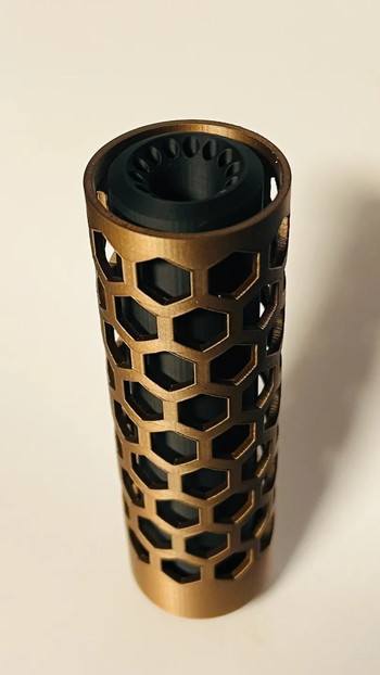 Image 3 pour Custom Airsoft Suppressor Honingraat Design in kleur naar wens!