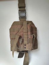 Bild für Leg panel with universal holster - tan