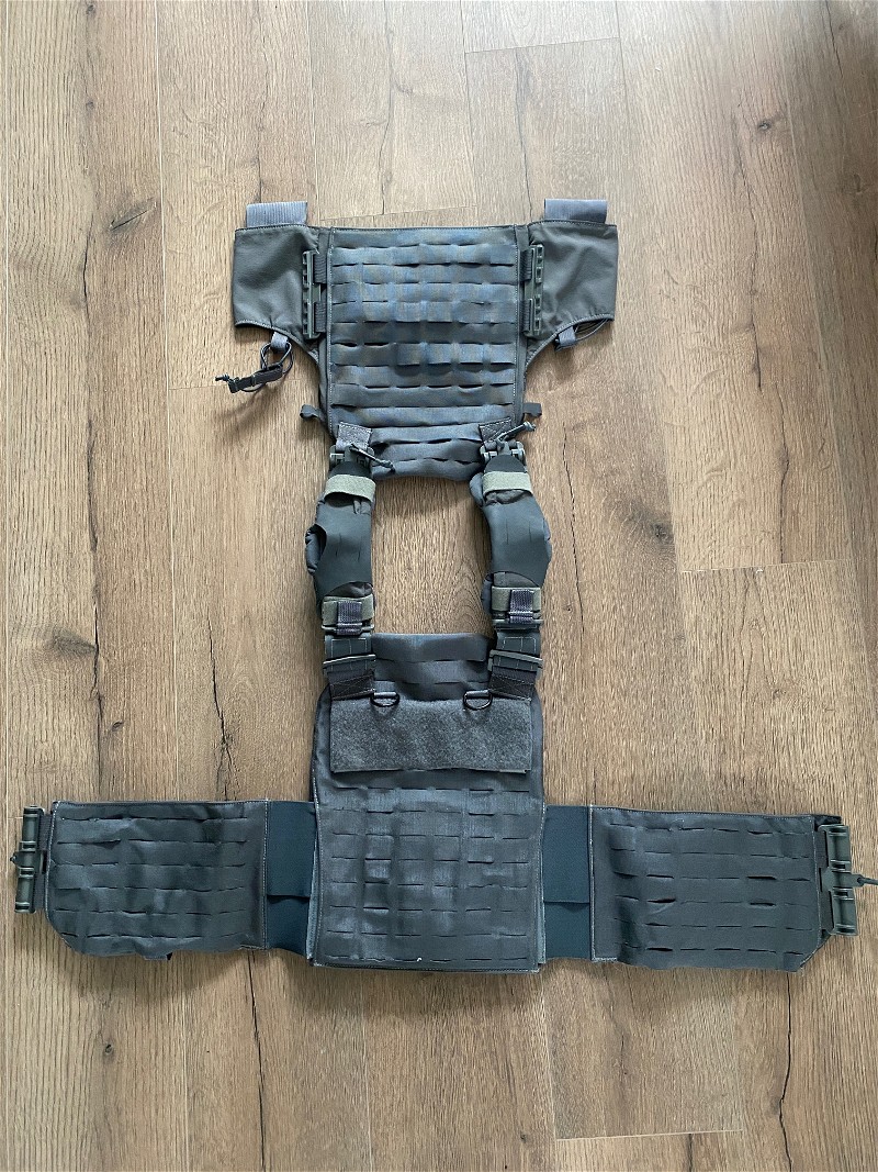 Image 1 for First spear AAC plate carrier Manatee Grey
