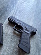 Image pour Airsoft glock 17 gen 4 gbb met twee magazijnen