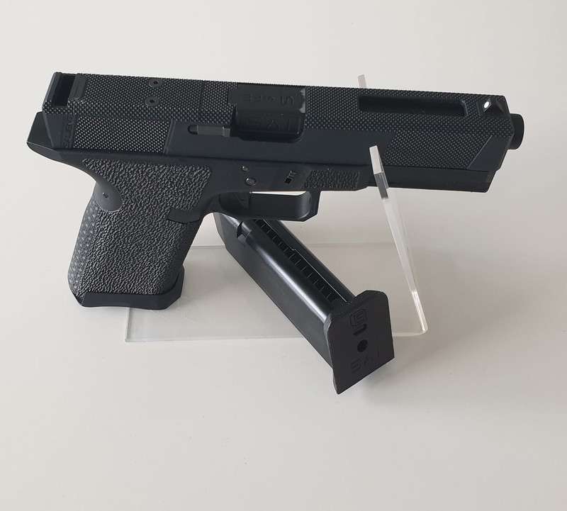 Image 1 pour SAI glock ( mag wegen tegen elk fatsoenlijk bod)