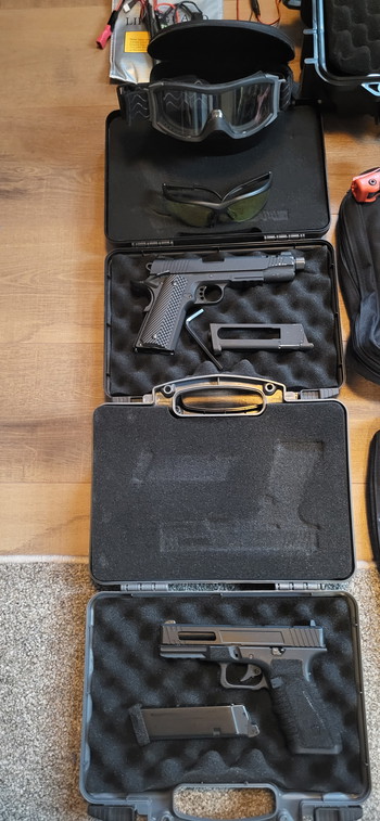 Bild 2 für Collectie wapens