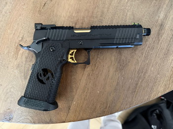 Afbeelding 2 van Volledige high-end airsoft set | 2x Hi-capa 5.1 tournament builds | New El Diablo body