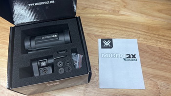 Image 2 pour Vortex v3xm (Micro 3X Magnifier)